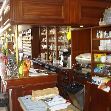 L'auberge Des 2 Caps Hotel *